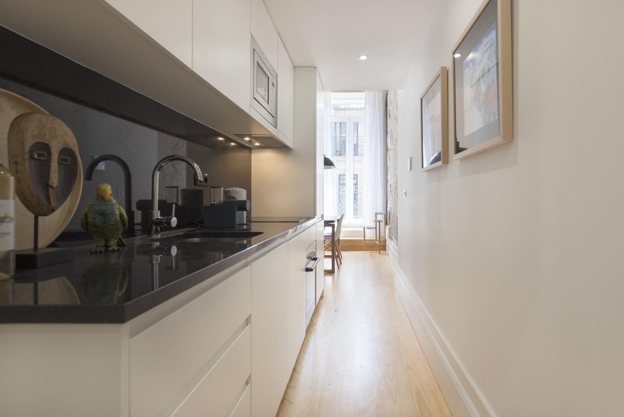 Bmyguest - Downtown Mezzanine Apartment Porto Buitenkant foto